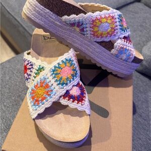 NWT- Dirty Laundry Multicolor Crochet Espadrilles - Size 7.5